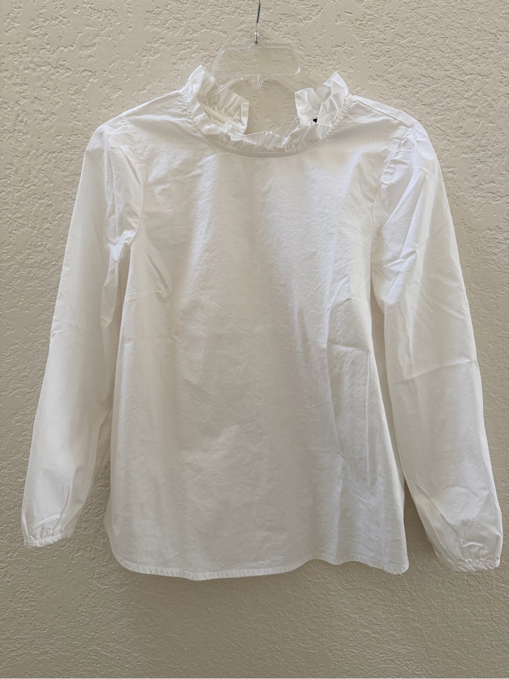 J Crew White Ruffled Mock Neck Organic Cotton Blouse Top Long Sleeved Sz M